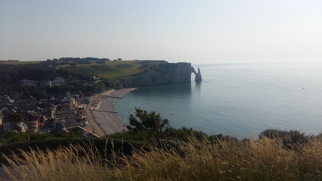 Bed and Breakfast Les Galets Bleus Étretat Zewnętrze zdjęcie